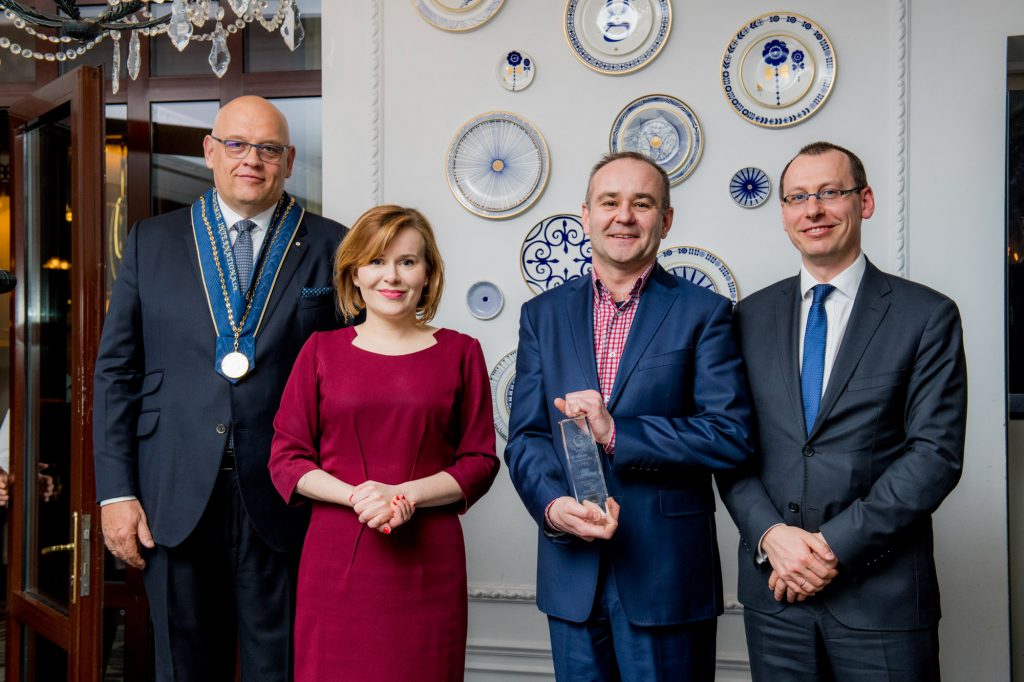 M. Dobrzyniecki, minister A. Krupka, J. Dumanowski - Przyjaciel Smaku 2019, prezes POT R. Andrzejczyk